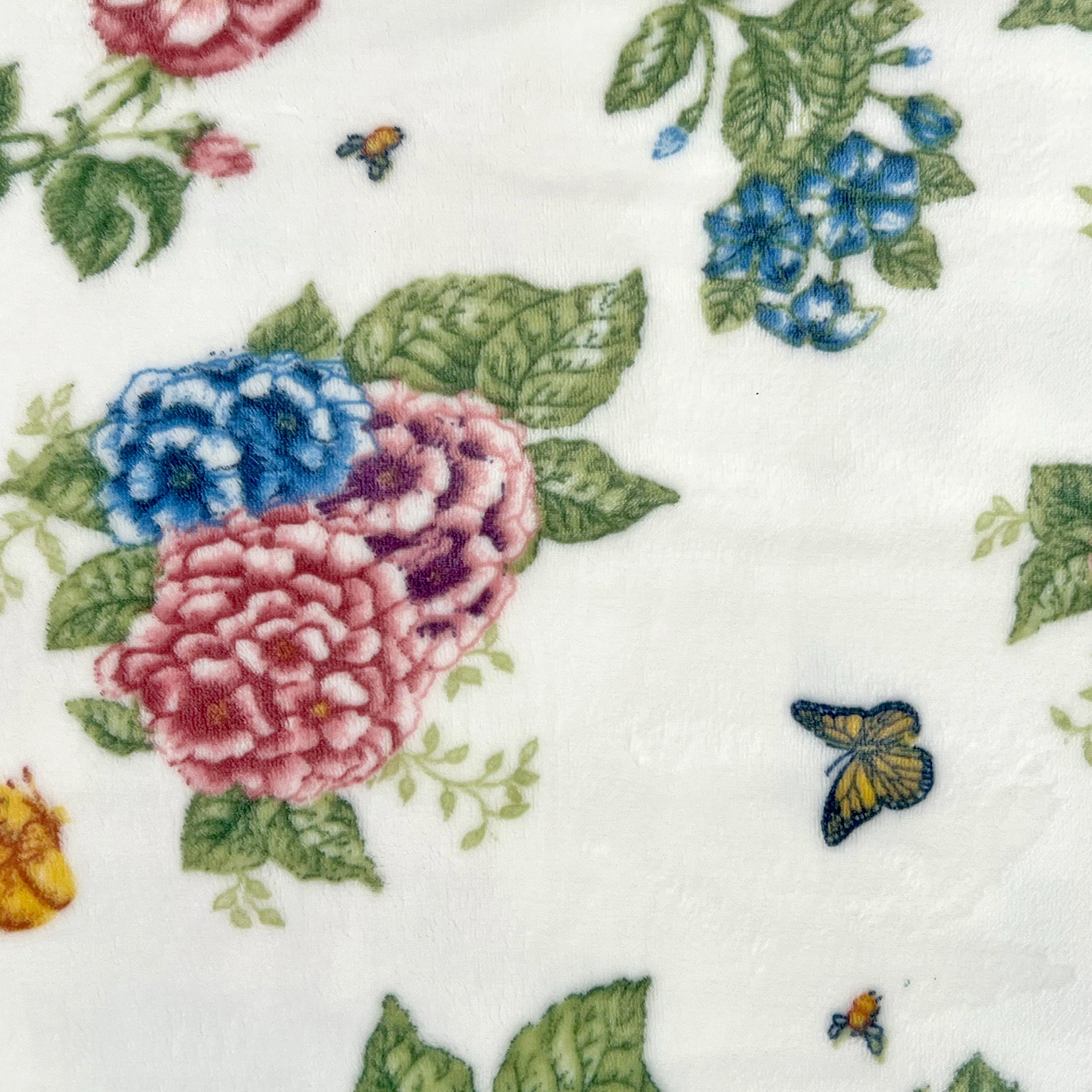 Butterfly Meadow Hydrangea Throw Blanket - Image 5