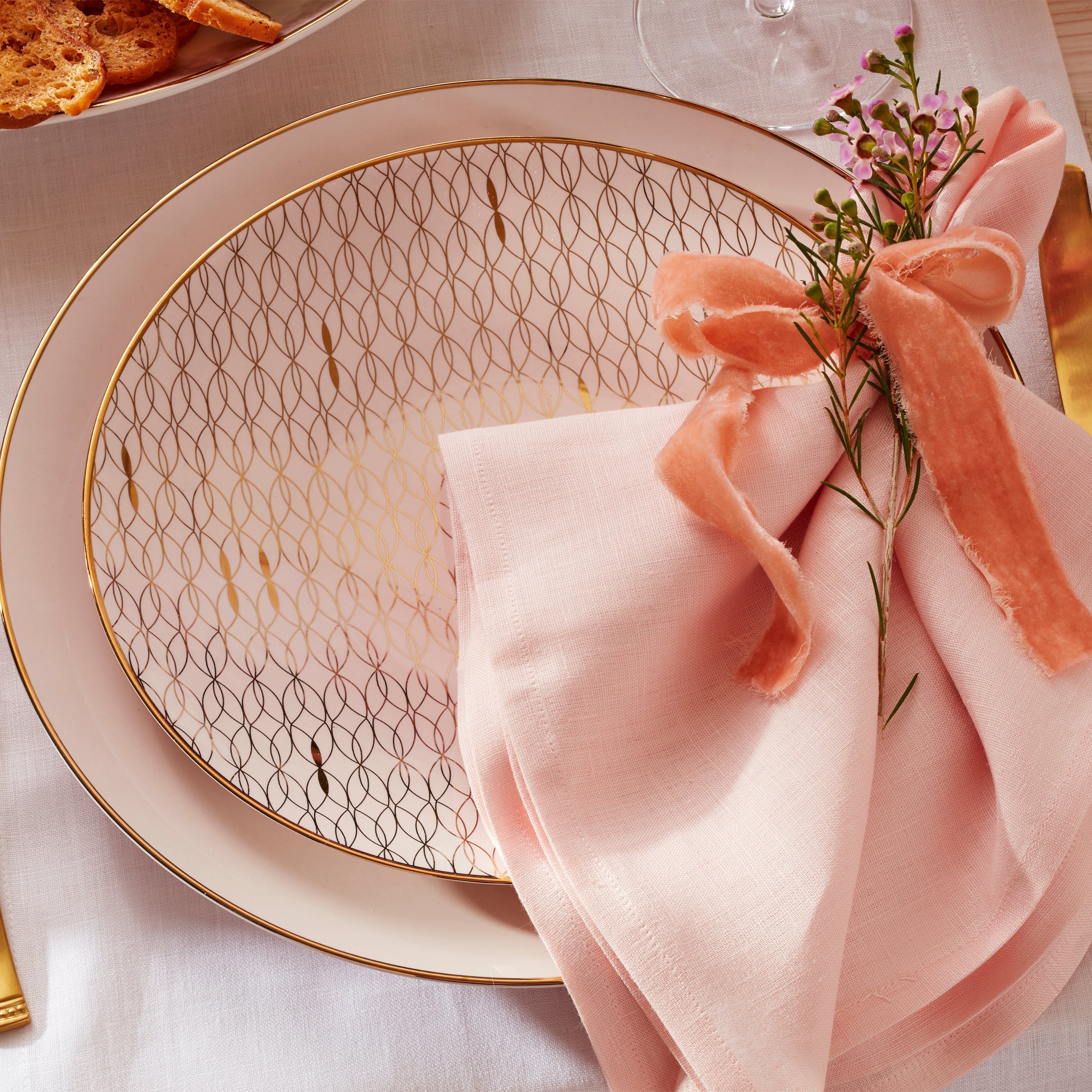 Trianna Blush 4-Piece Place Setting - Image 2