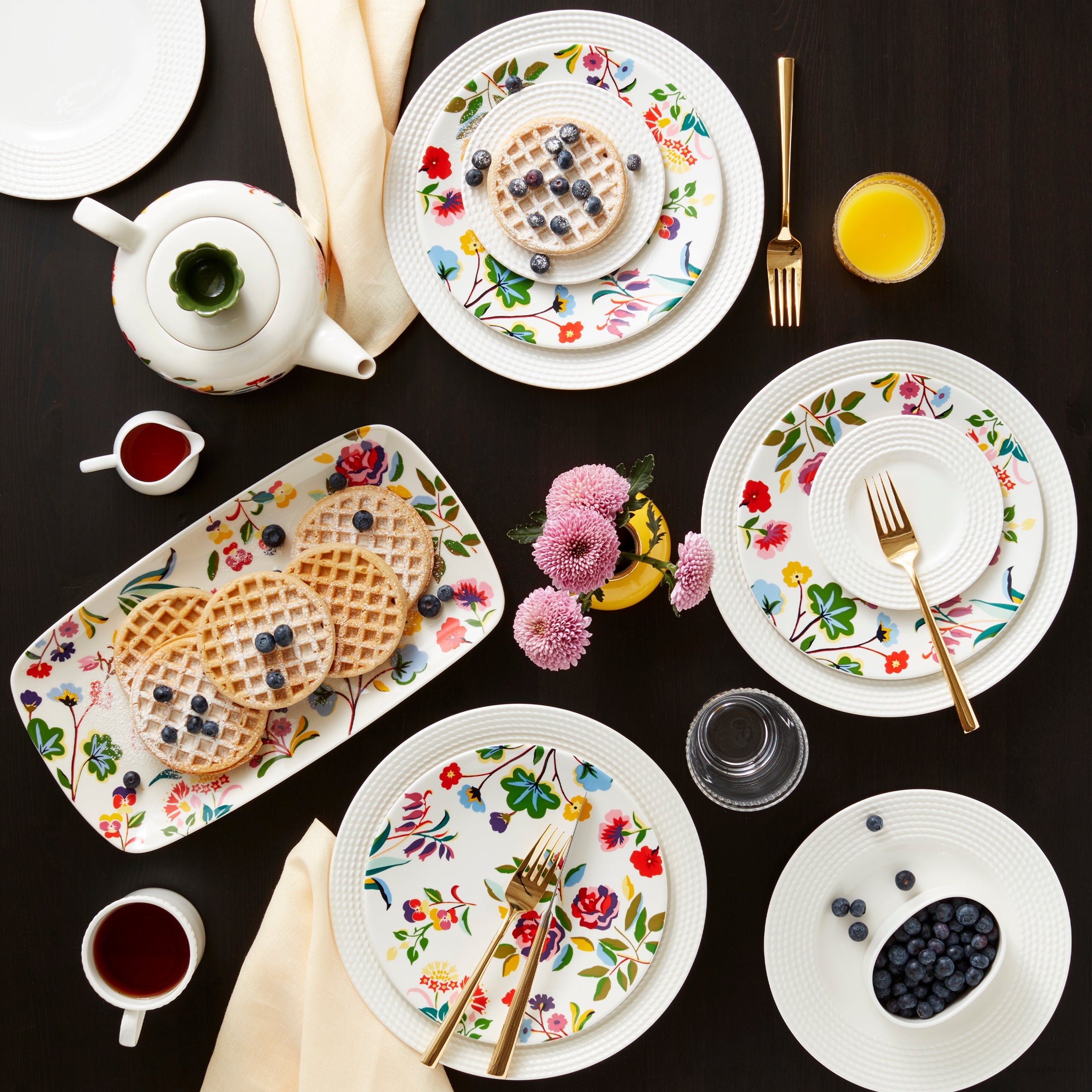 Garden Floral Hors d'Oeuvres Tray - Image 2