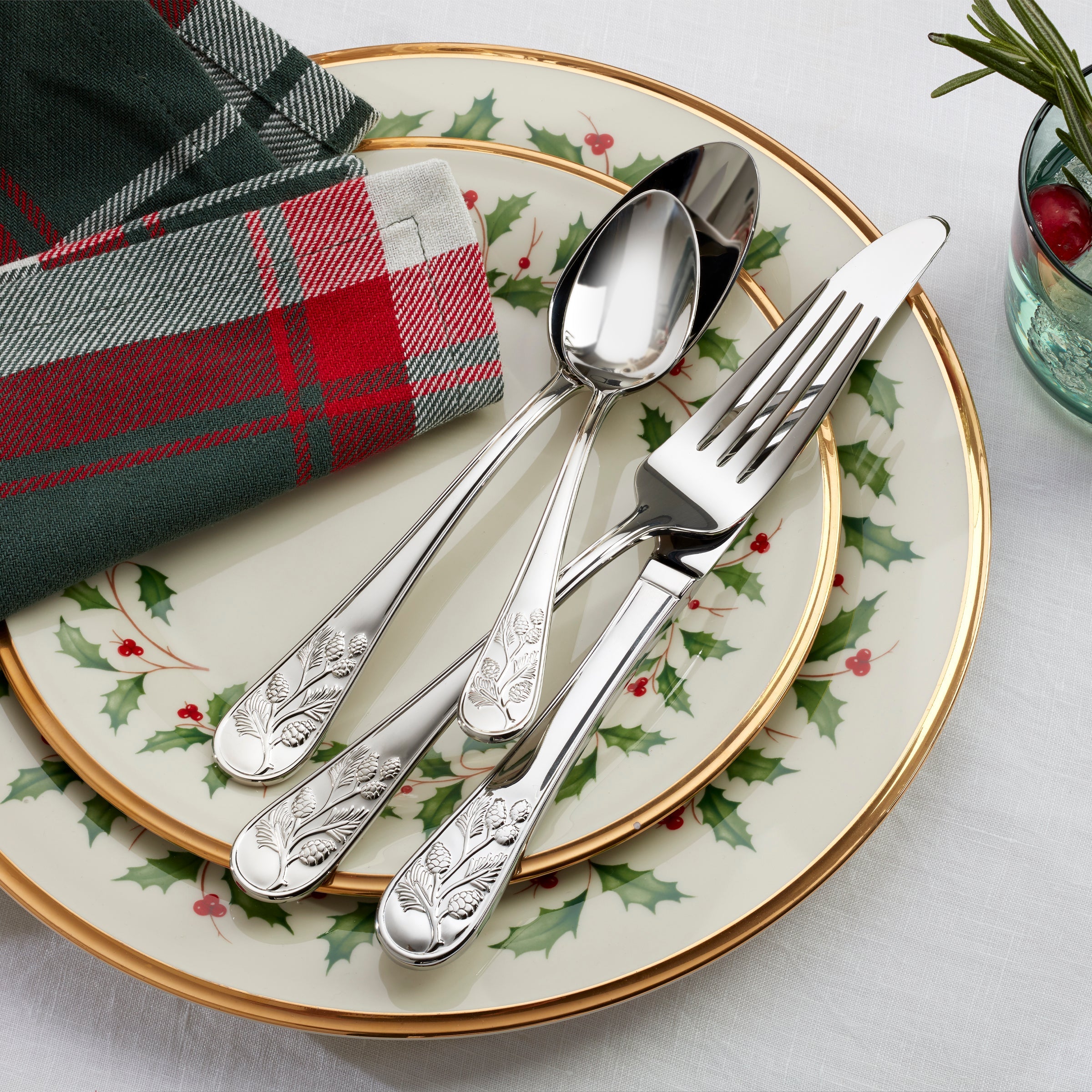 Chestnut Ridge 65 Piece Flatware Set - Image 4
