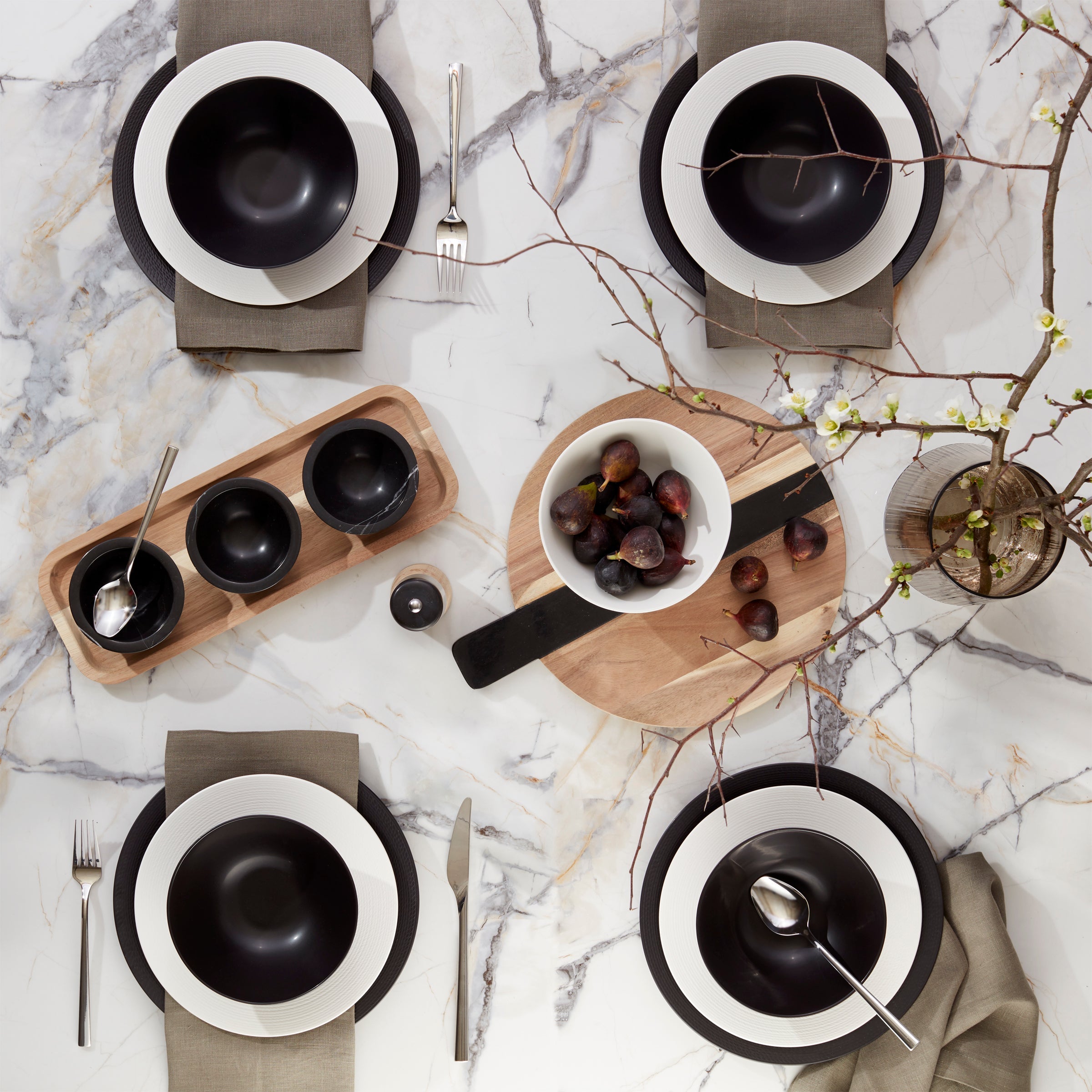 LX Collective Footed Serving Bowl - Image 9