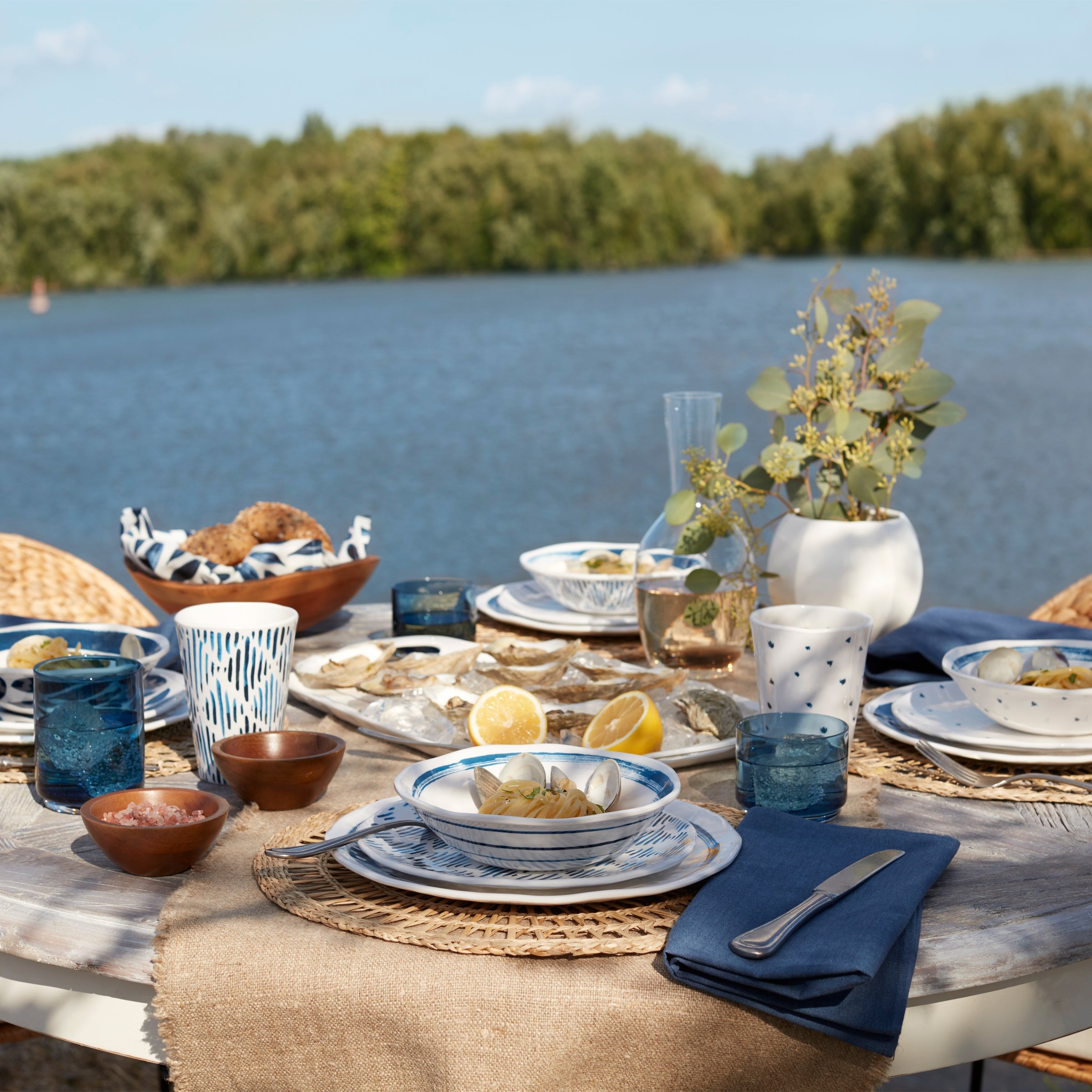 Blue Bay Melamine 16-Piece Dinnerware Set - Image 9