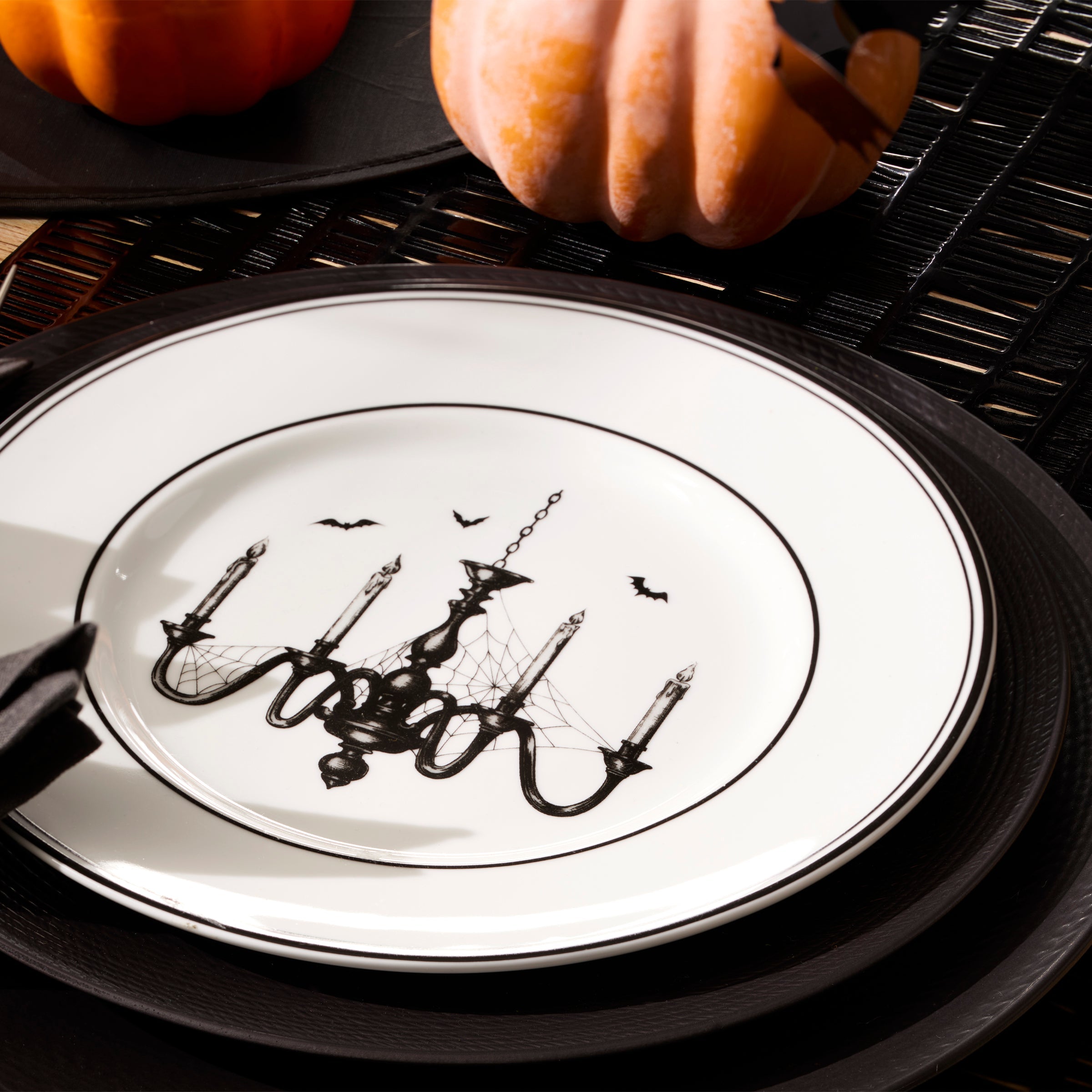 Vintage Halloween Dessert Plates - Set of 4 - Image 12
