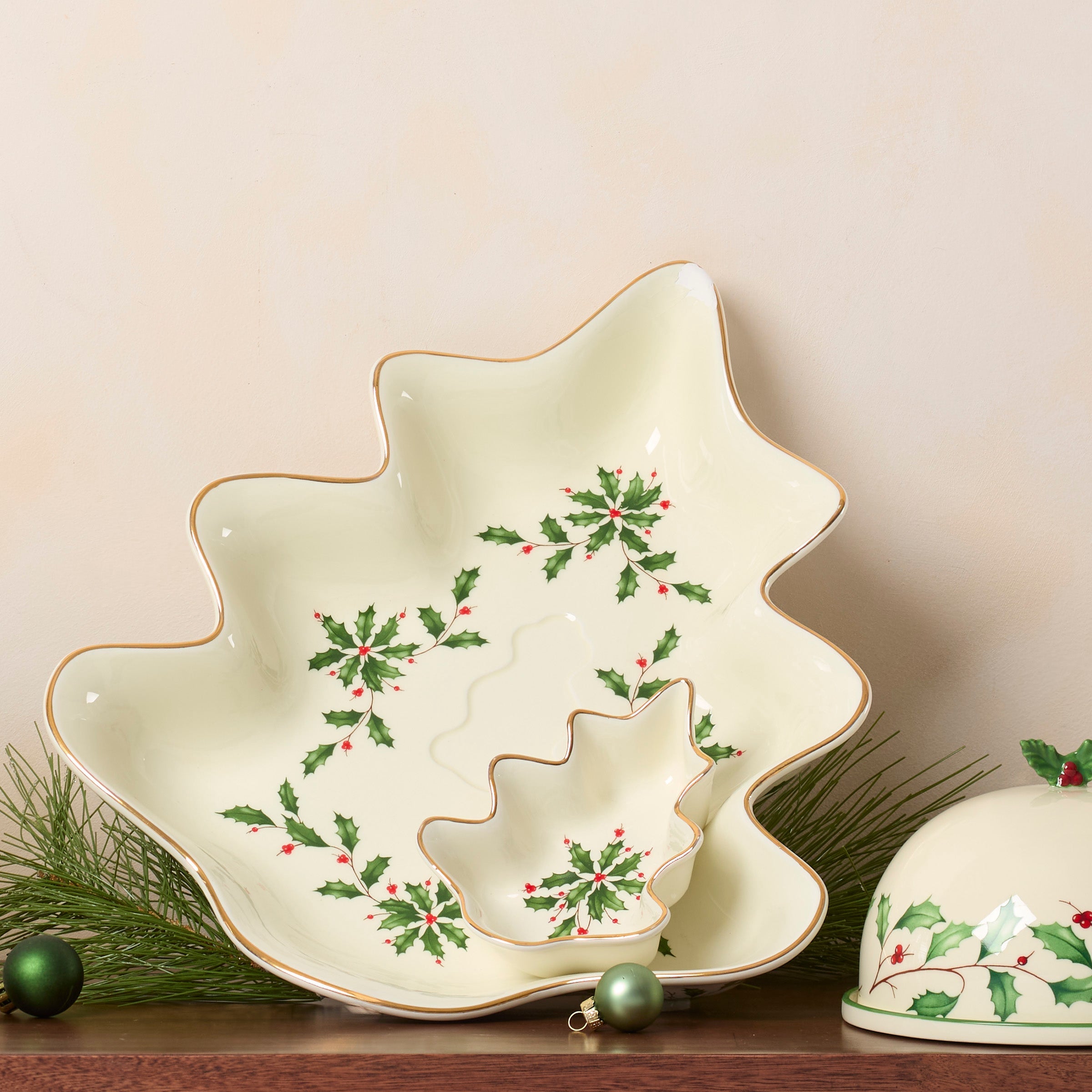 Holiday Tree Chip & Dip Set - Image 3