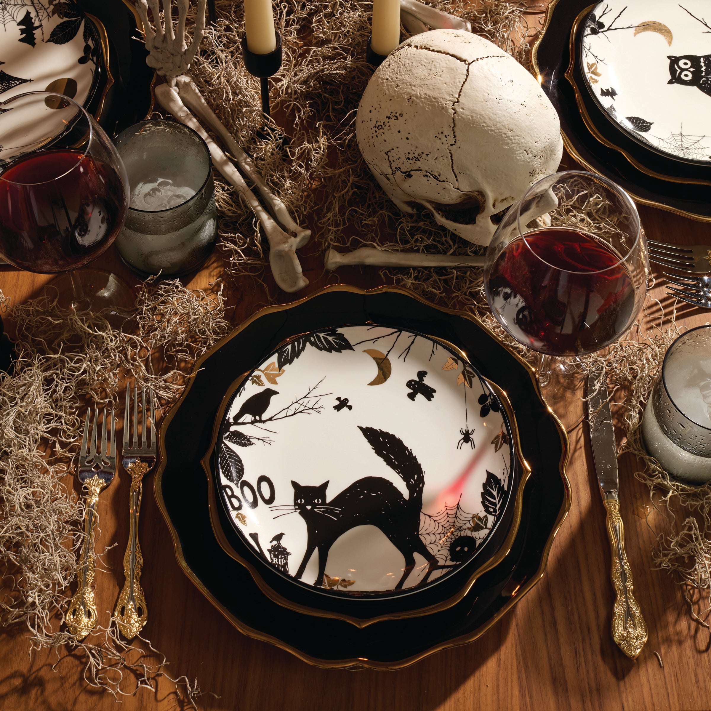Vintage Halloween Haunted Accent Plates - Set of 4 - Image 2