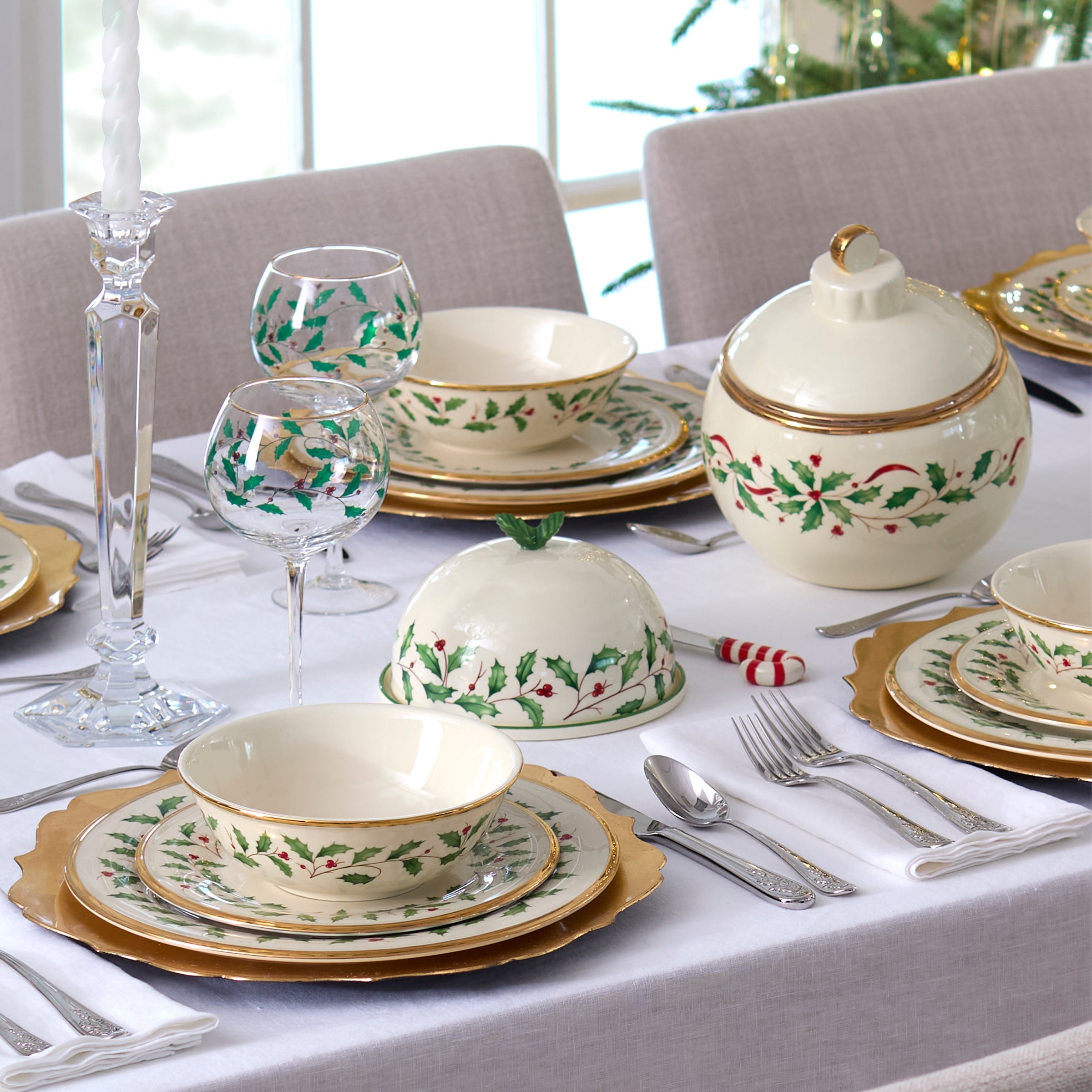 Holiday Covered Dish - Small - Image 4