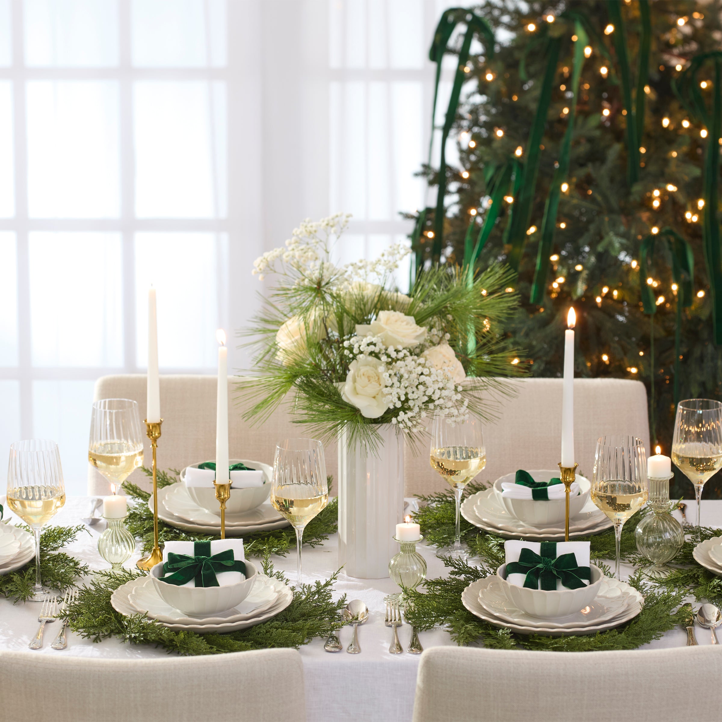 French Perle Scallop 4-Piece Place Setting - Image 2