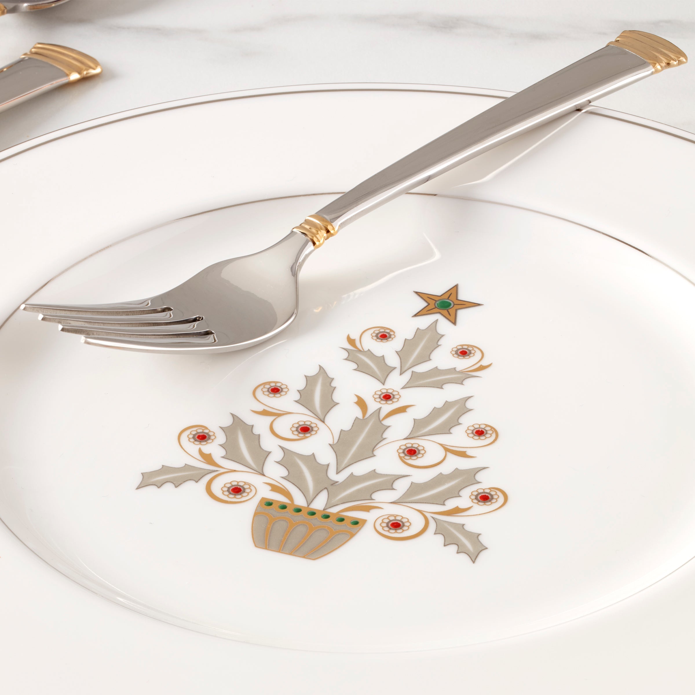 Federal Platinum Tree Accent Plates - Set of 4 - Image 3