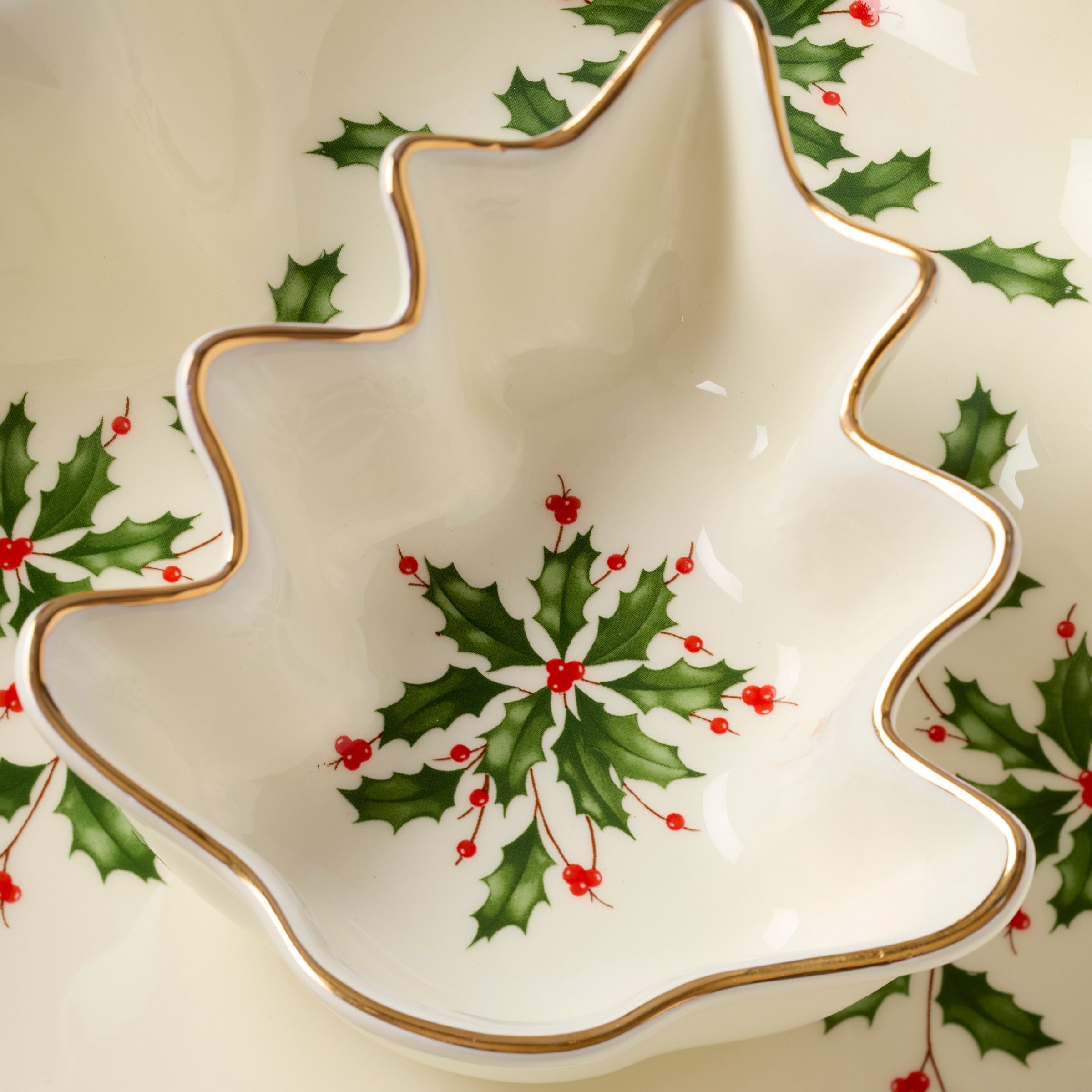 Holiday Tree Chip & Dip Set - Image 4