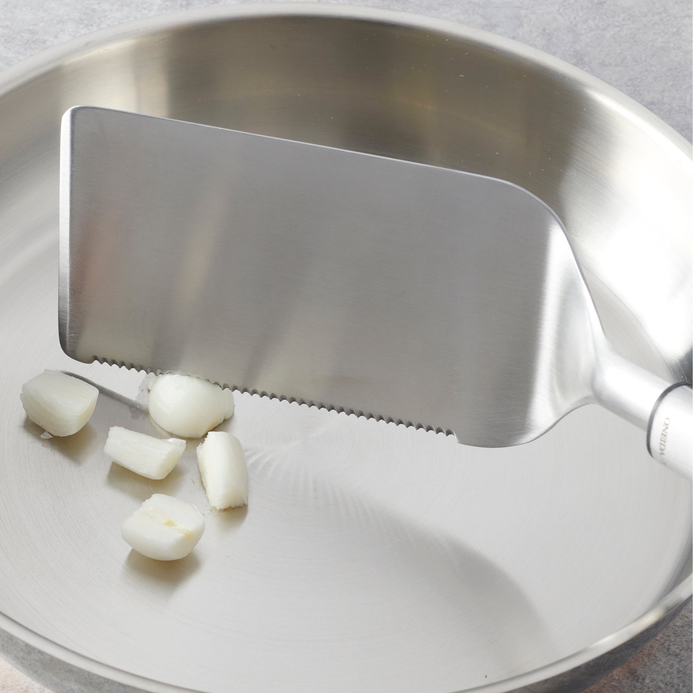Elite Gadgets Stainless Steel Griddle Turner - Image 3