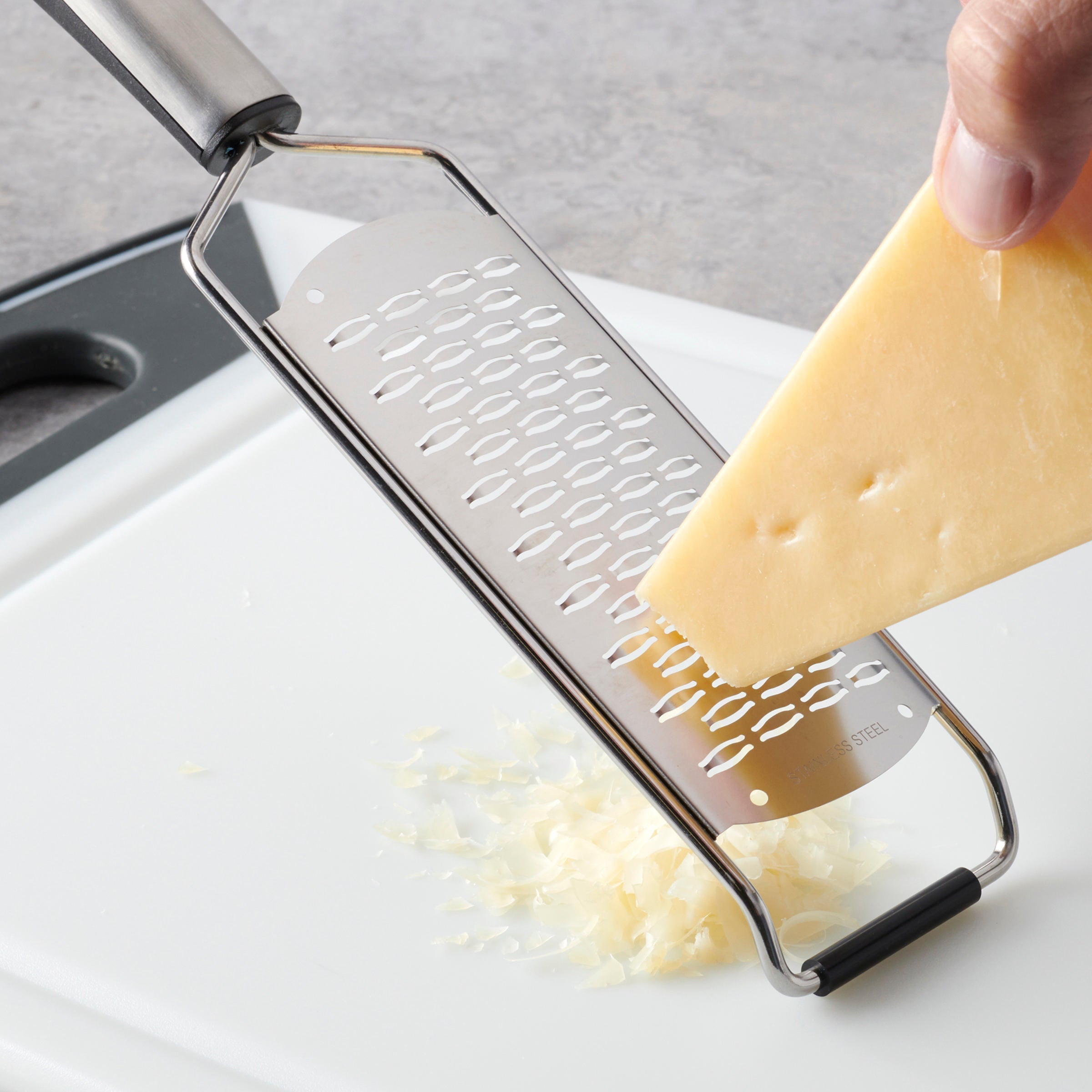 Elite Gadgets Stainless Steel Grater - Image 2