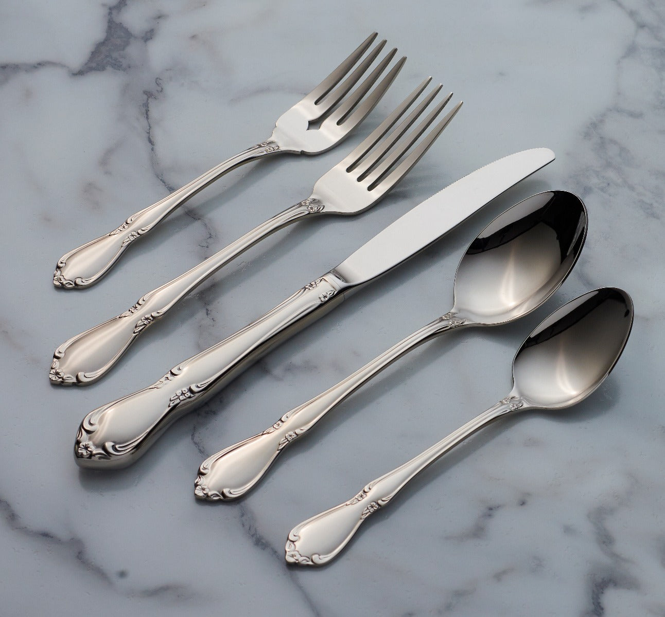 Chateau 5 Piece Place Setting - Image 2