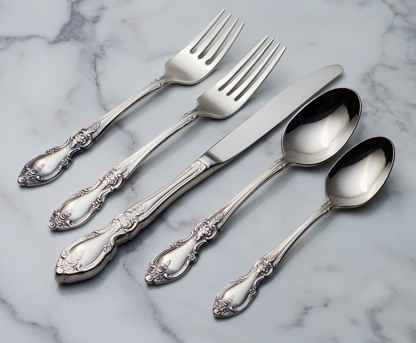 Louisiana 18/8 20 Piece Flatware Set - Image 2