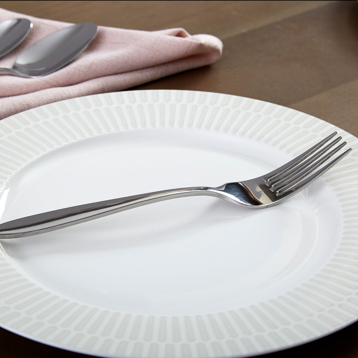Mooncrest 45 Piece Flatware Set - Image 4